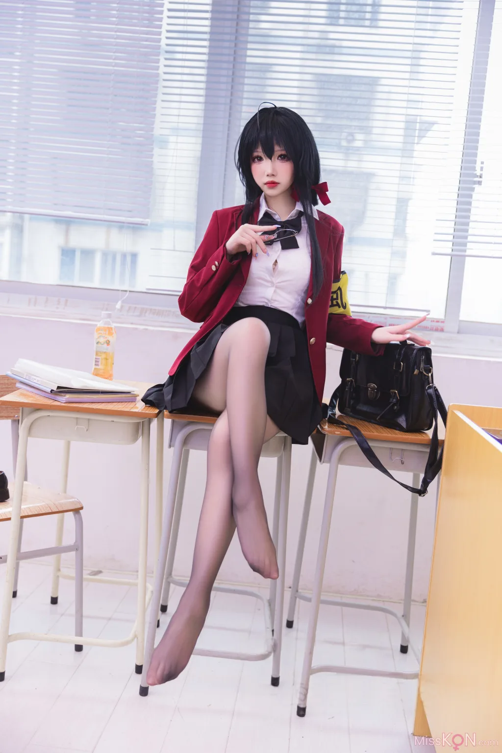 Coser@雪晴Astra: 碧蓝航线 大凤 风纪委员 (80 photos)