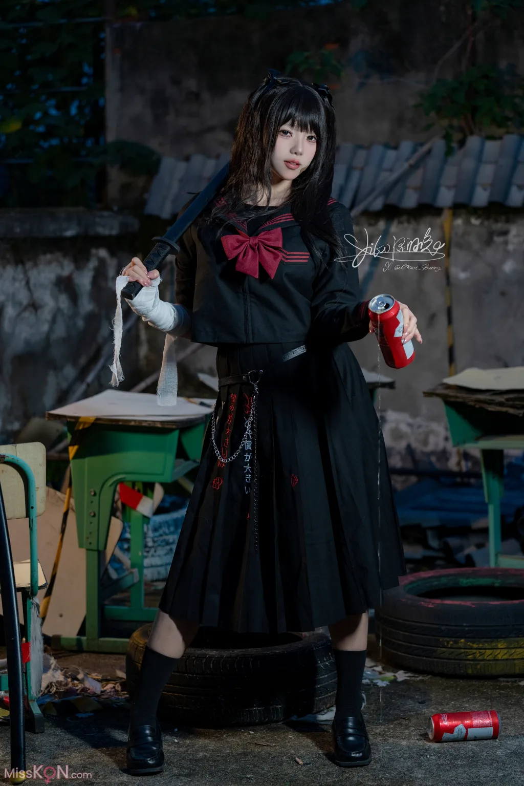 Coser@黏黏团子兔: 不良女高 (74 photos )