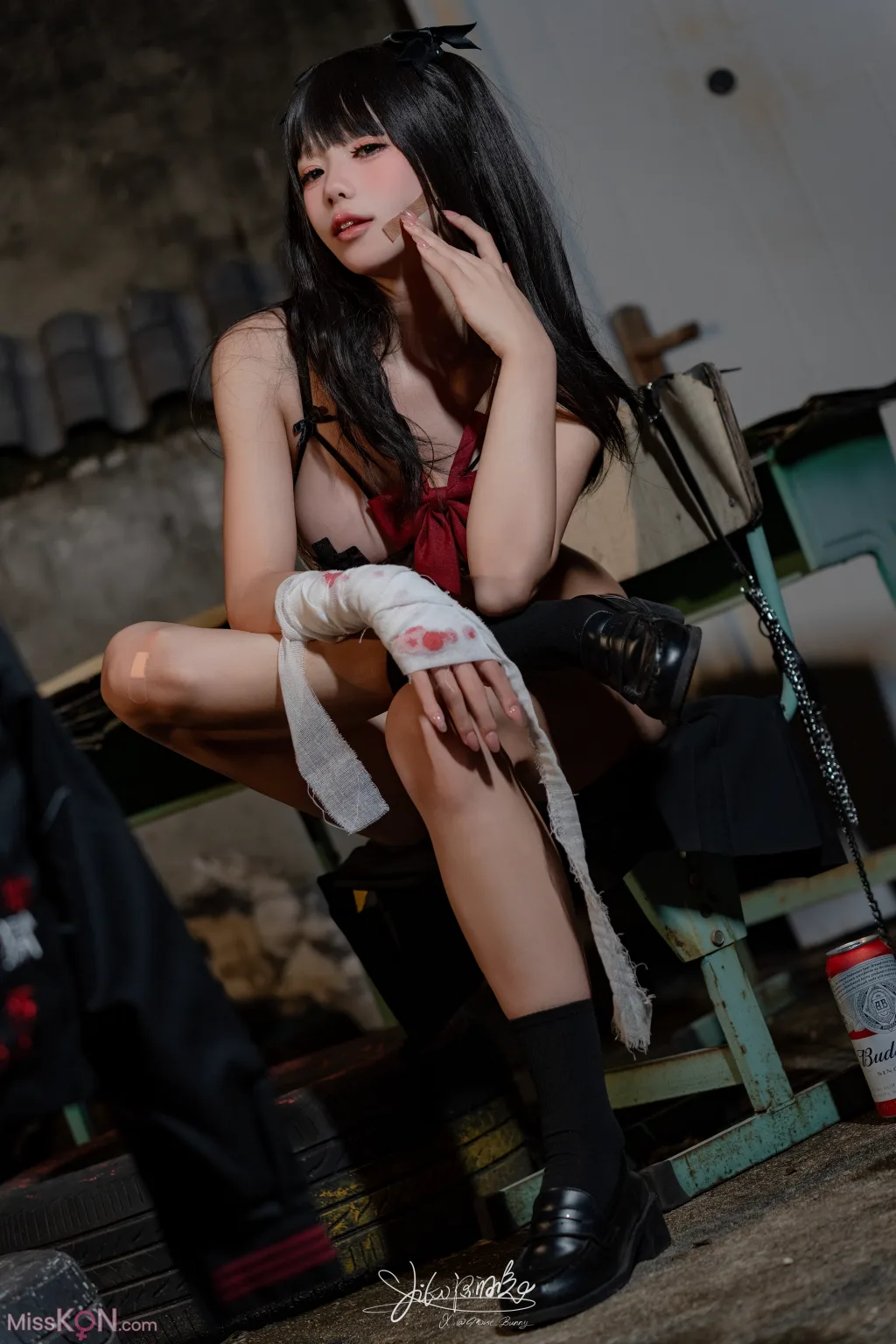 Coser@黏黏团子兔: 不良女高 (74 photos )
