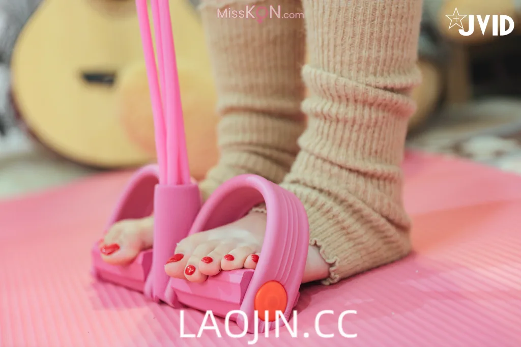 [JVID] 韓双兒: 极品【翘臀少女】明眸善睐，让人心动，一秒追忆初恋的感觉！ (162 photos )