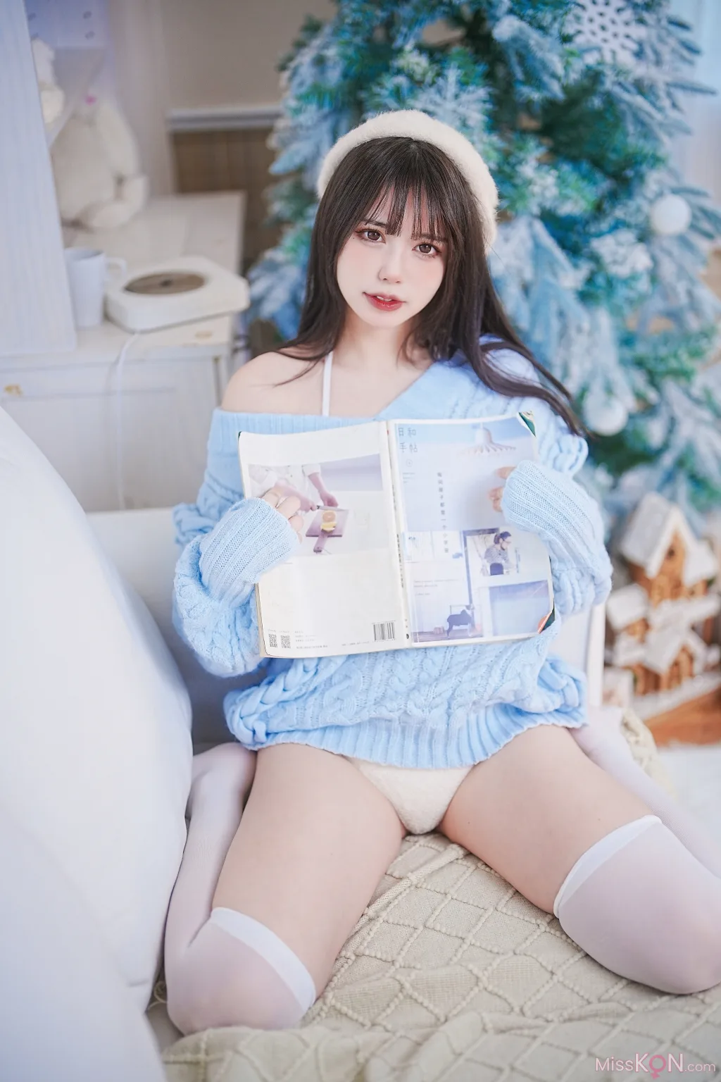 Coser@Tina很妖孽呀: 蓝色秋冬毛衣 (27 photos)