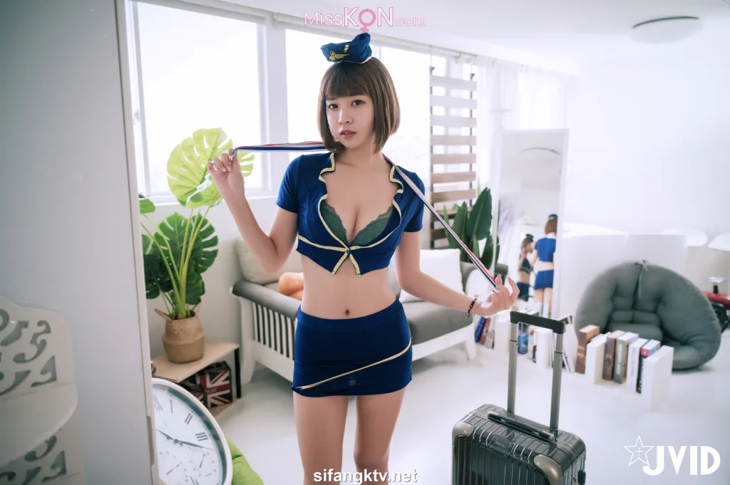 [JVID] 果寶寶: 搭乘果寶寶班機，前往高潮的旅客，請儘速解鎖登機 (123 photos )
