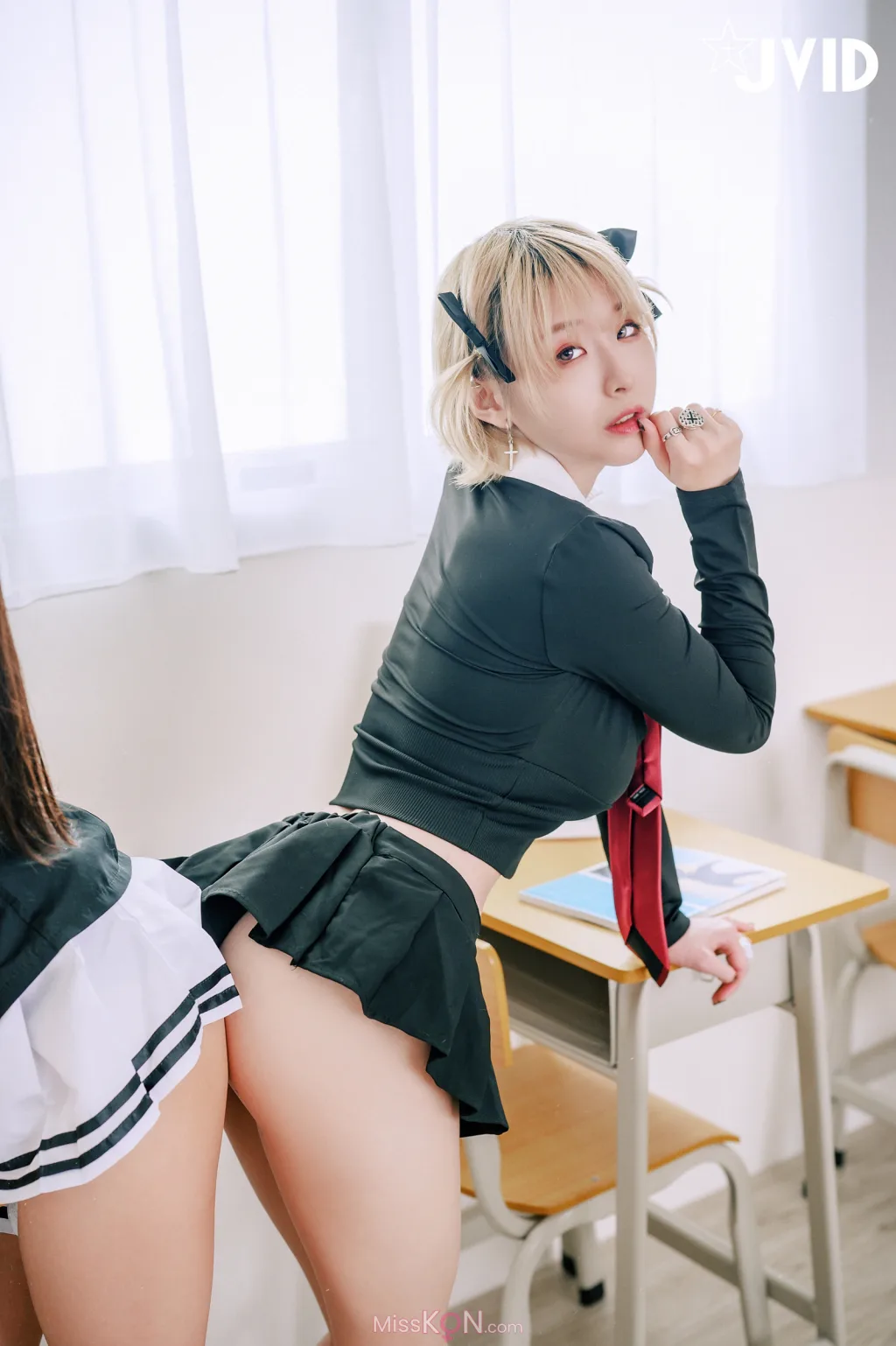 [JVID] 黎菲儿 &amp; 黎茉: 情欲校园补考日-女学生在教室嬉闹-相互探索身体-性欲高涨 (171 photos)