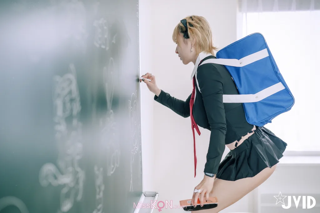 [JVID] 黎菲儿 &amp; 黎茉: 情欲校园补考日-女学生在教室嬉闹-相互探索身体-性欲高涨 (171 photos)
