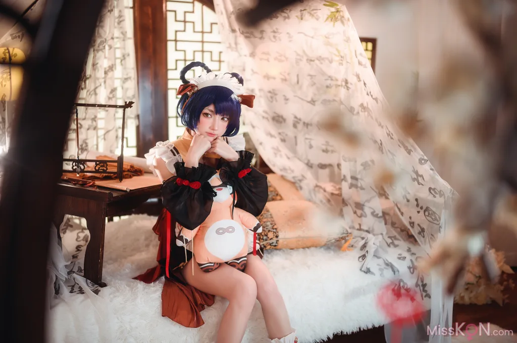 Coser@阿包也是兔娘: 香菱女仆 (41 photos)