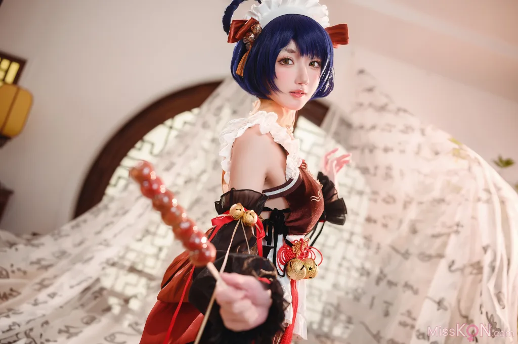 Coser@阿包也是兔娘: 香菱女仆 (41 photos)