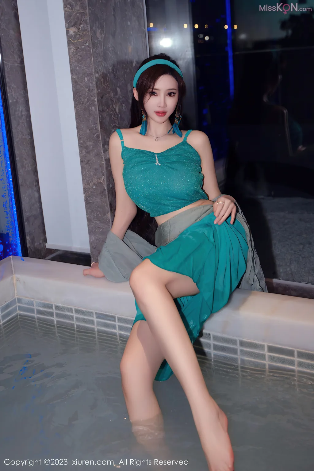 XIUREN No.7886 – 7895 (793 photos)