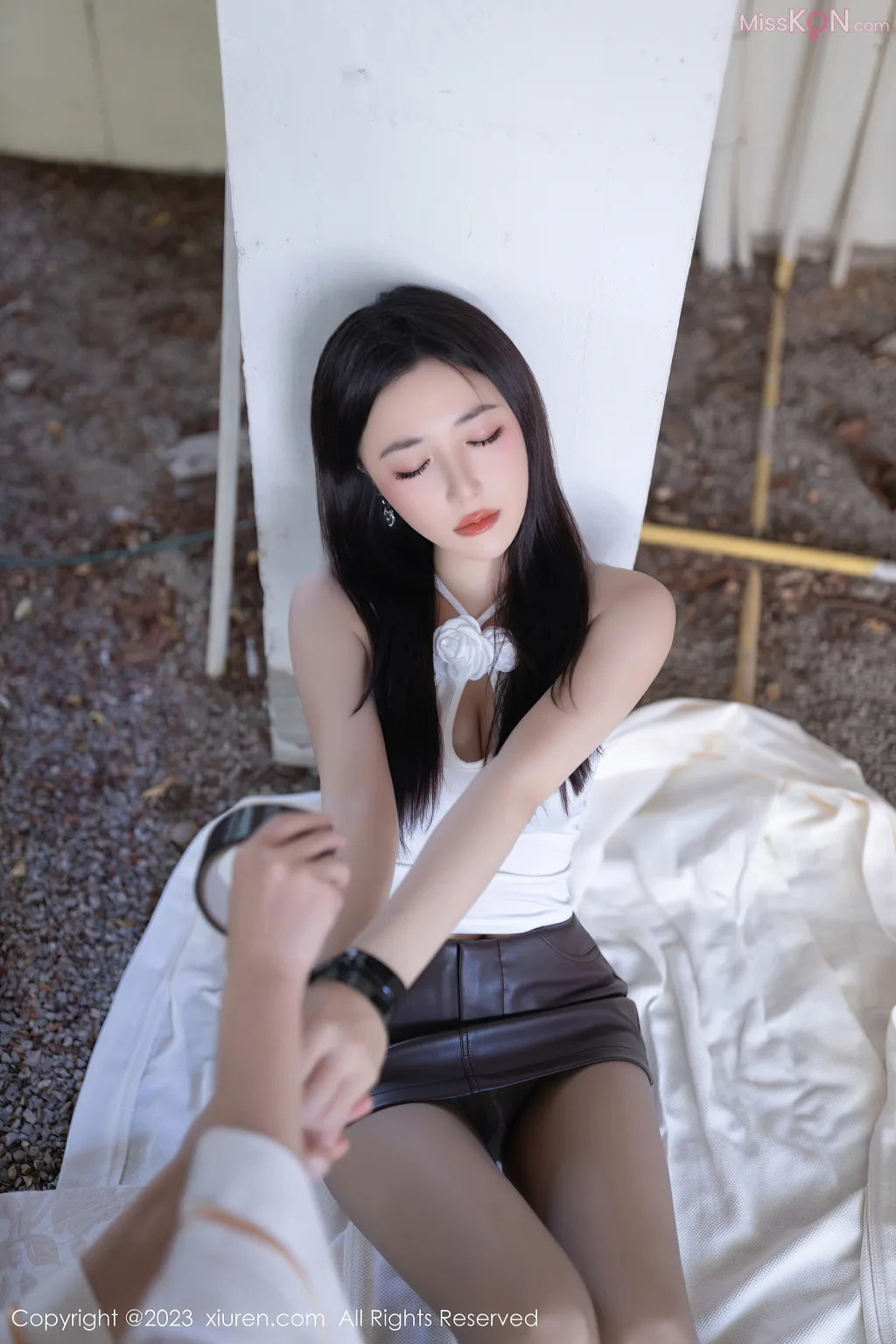 XIUREN No.7886 – 7895 (793 photos)