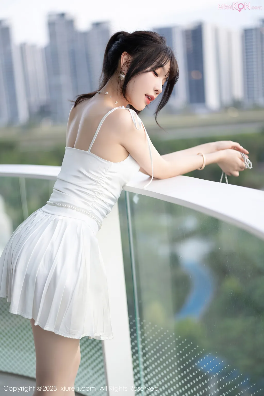 XIUREN No.7886 – 7895 (793 photos)