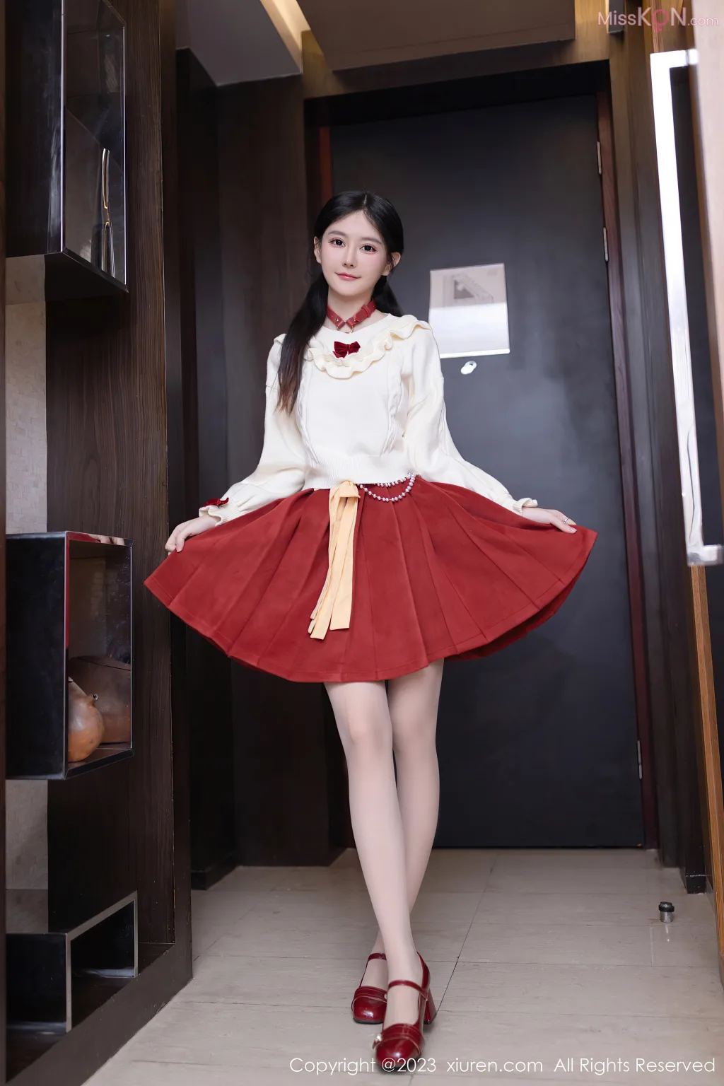 XIUREN No.7886 – 7895 (793 photos)