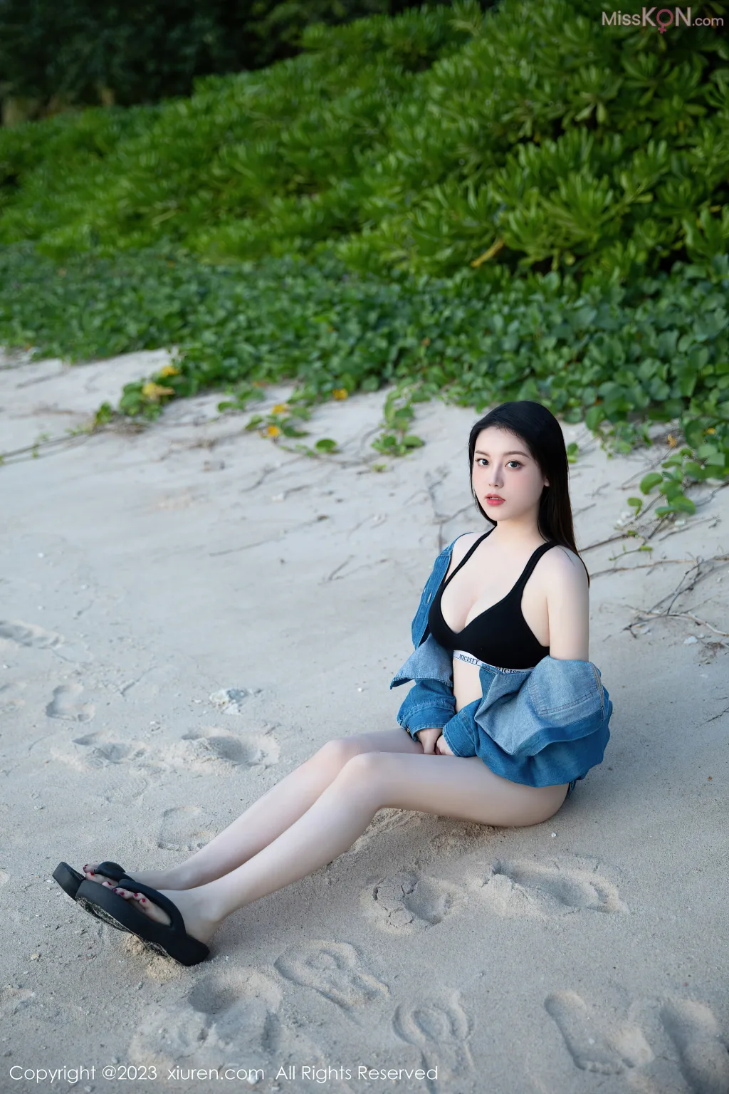 XIUREN No.7886 – 7895 (793 photos)