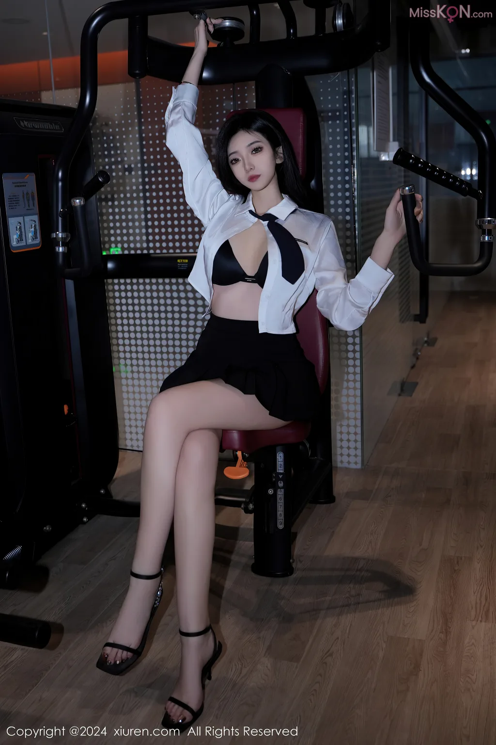 XIUREN No.7886 – 7895 (793 photos)
