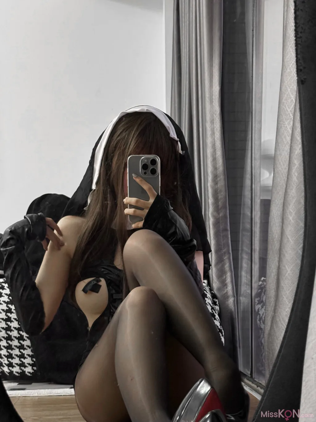 Coser@阿薰kaOri: 毛毛修女 (89 photos )