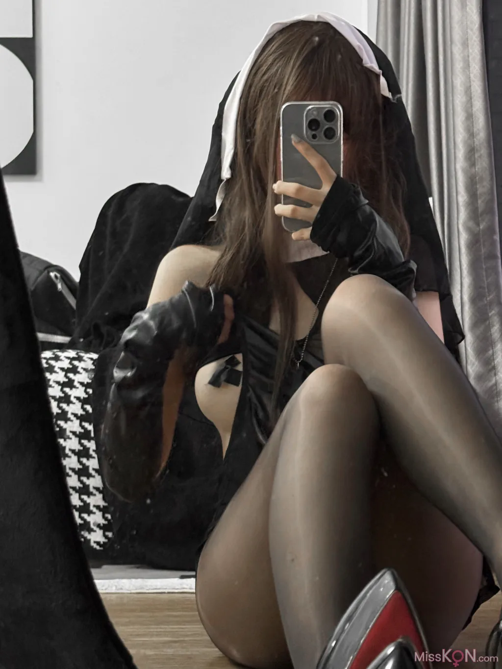 Coser@阿薰kaOri: 毛毛修女 (89 photos )