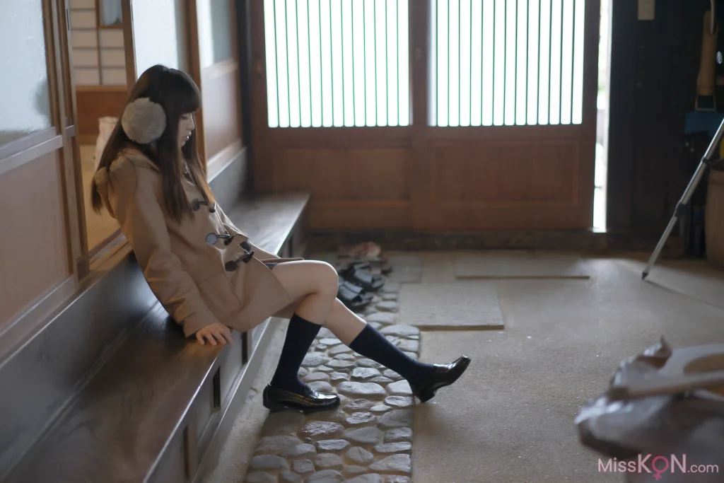 [JP] Megumi Aisaka (逢坂愛): Megu Ism メグ伊豆ム (586 photos)