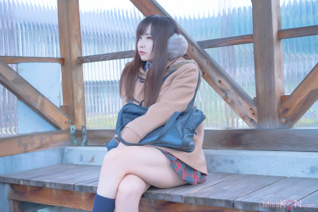 [JP] Megumi Aisaka (逢坂愛): Megu Ism メグ伊豆ム (586 photos)