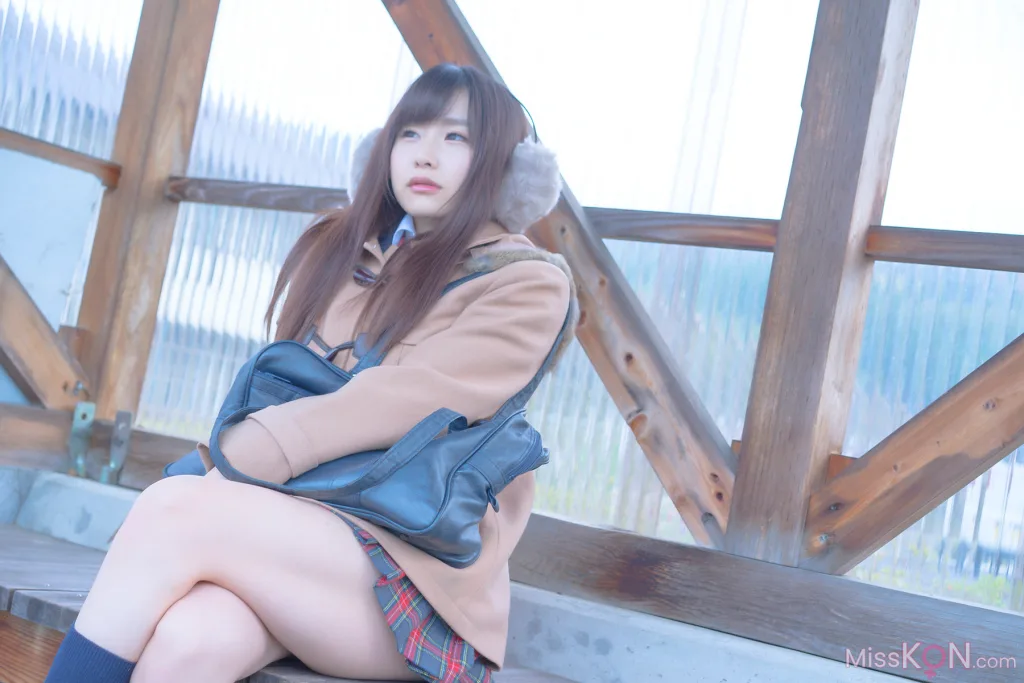 [JP] Megumi Aisaka (逢坂愛): Megu Ism メグ伊豆ム (586 photos)
