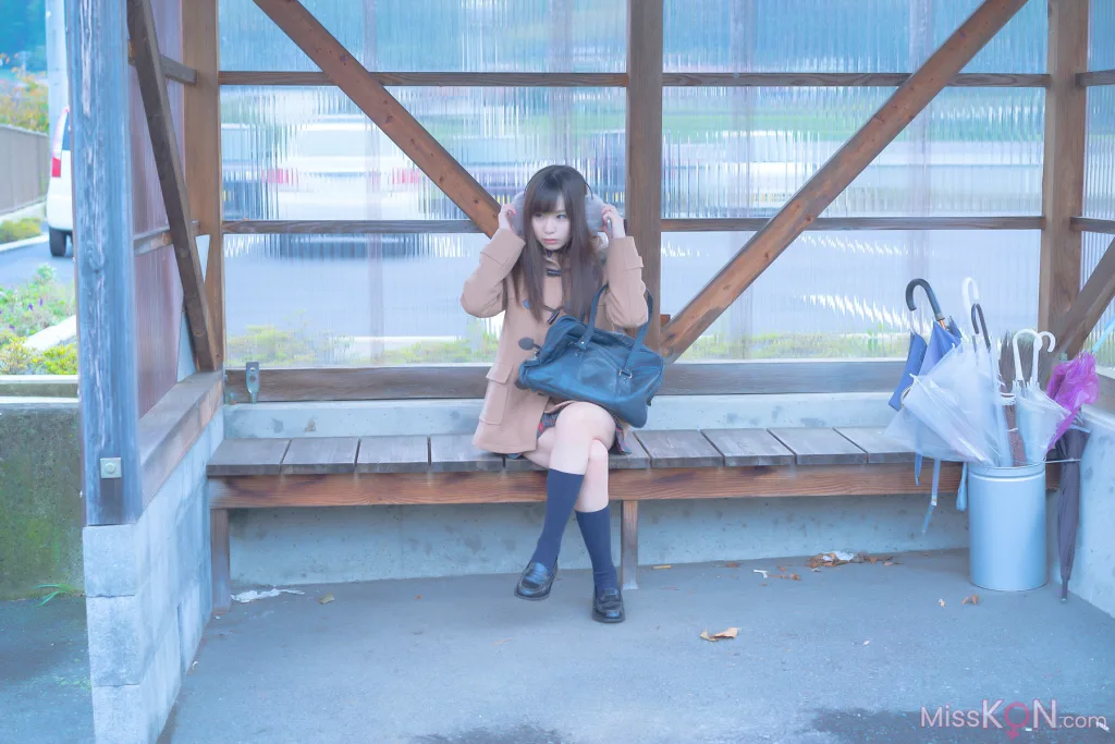 [JP] Megumi Aisaka (逢坂愛): Megu Ism メグ伊豆ム (586 photos)