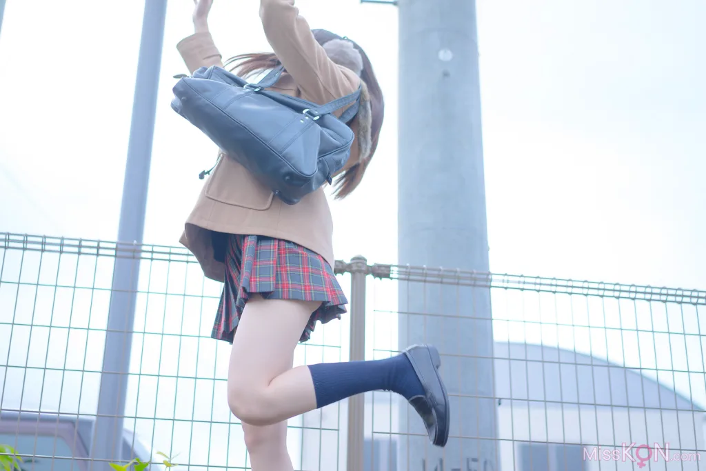 [JP] Megumi Aisaka (逢坂愛): Megu Ism メグ伊豆ム (586 photos)