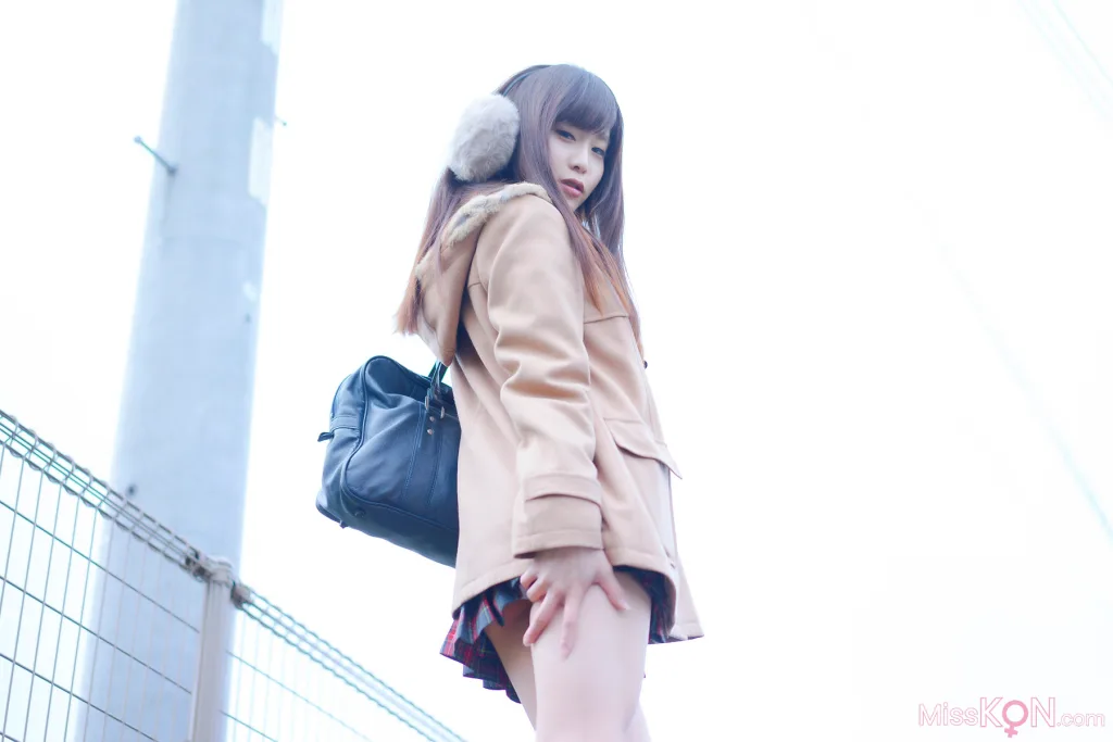 [JP] Megumi Aisaka (逢坂愛): Megu Ism メグ伊豆ム (586 photos)