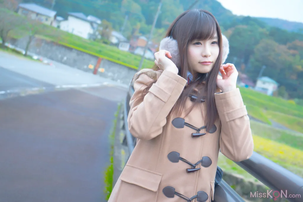 [JP] Megumi Aisaka (逢坂愛): Megu Ism メグ伊豆ム (586 photos)