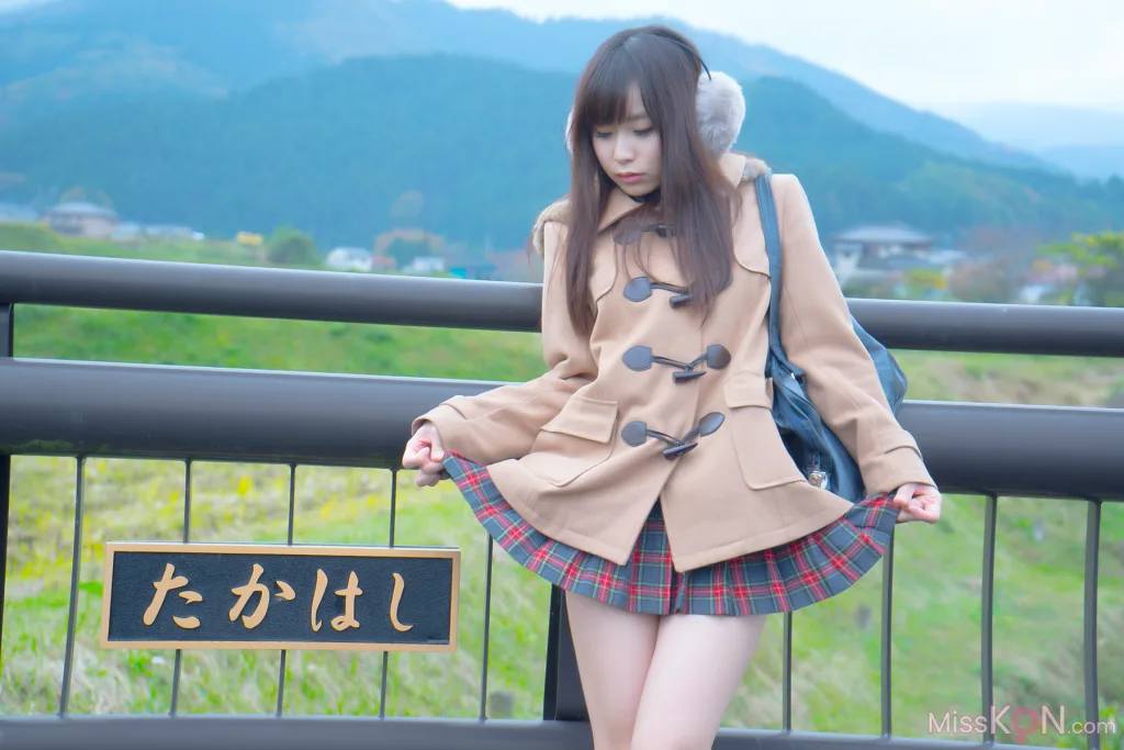 [JP] Megumi Aisaka (逢坂愛): Megu Ism メグ伊豆ム (586 photos)
