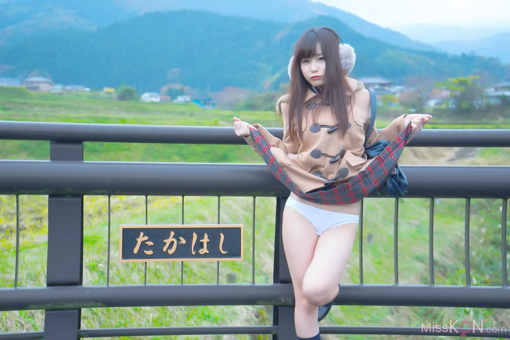 [JP] Megumi Aisaka (逢坂愛): Megu Ism メグ伊豆ム (586 photos)