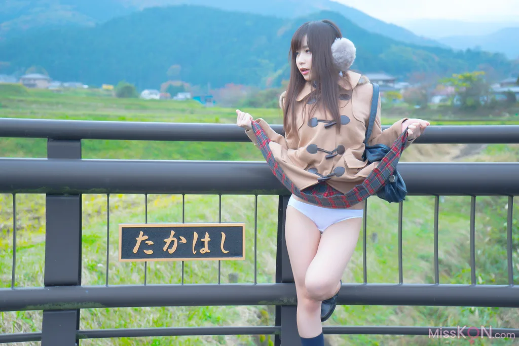 [JP] Megumi Aisaka (逢坂愛): Megu Ism メグ伊豆ム (586 photos)