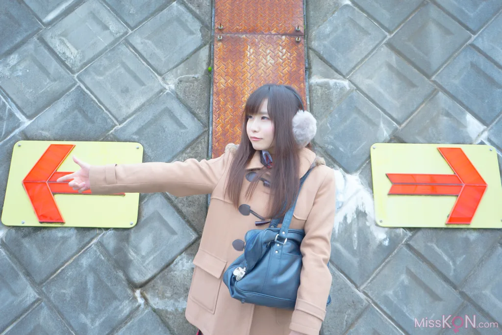 [JP] Megumi Aisaka (逢坂愛): Megu Ism メグ伊豆ム (586 photos)