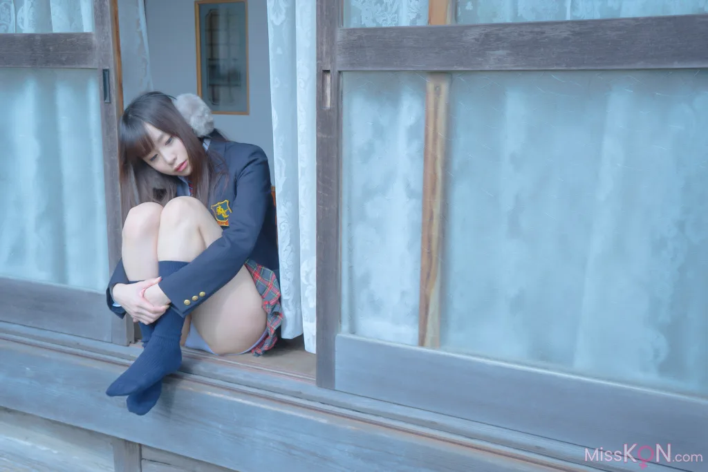 [JP] Megumi Aisaka (逢坂愛): Megu Ism メグ伊豆ム (586 photos)