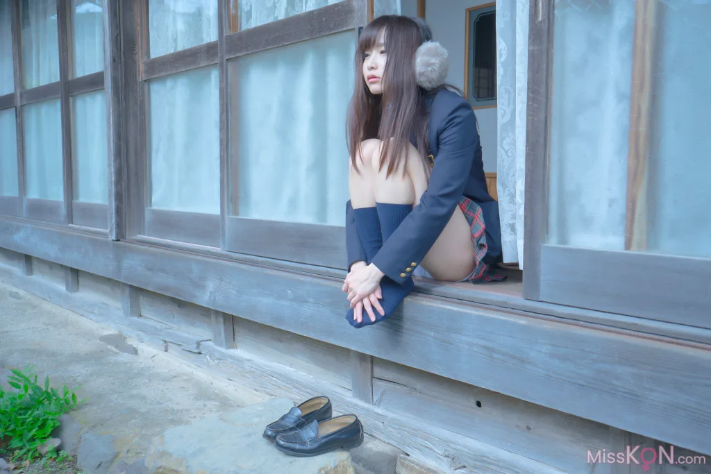 [JP] Megumi Aisaka (逢坂愛): Megu Ism メグ伊豆ム (586 photos)