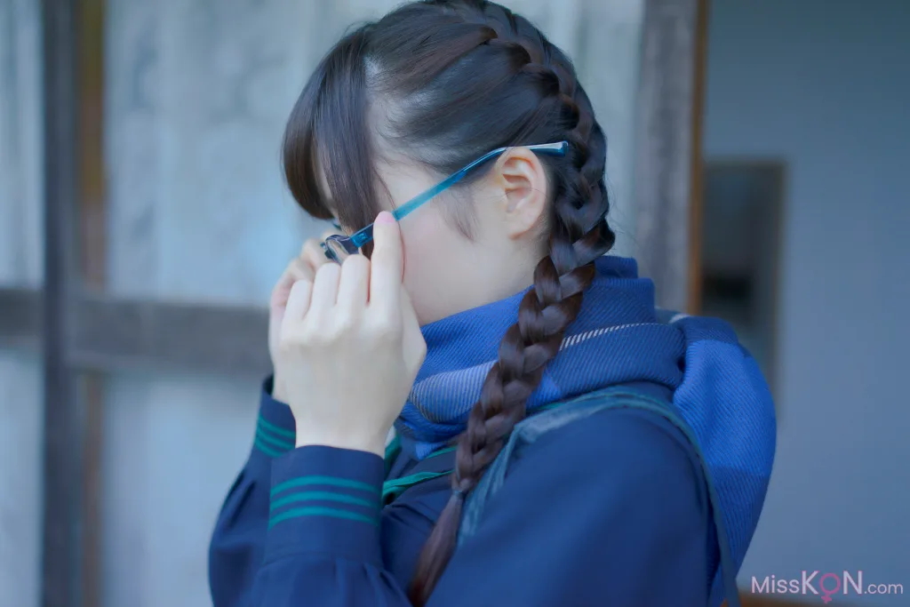 [JP] Megumi Aisaka (逢坂愛): Megu Ism メグ伊豆ム (586 photos)