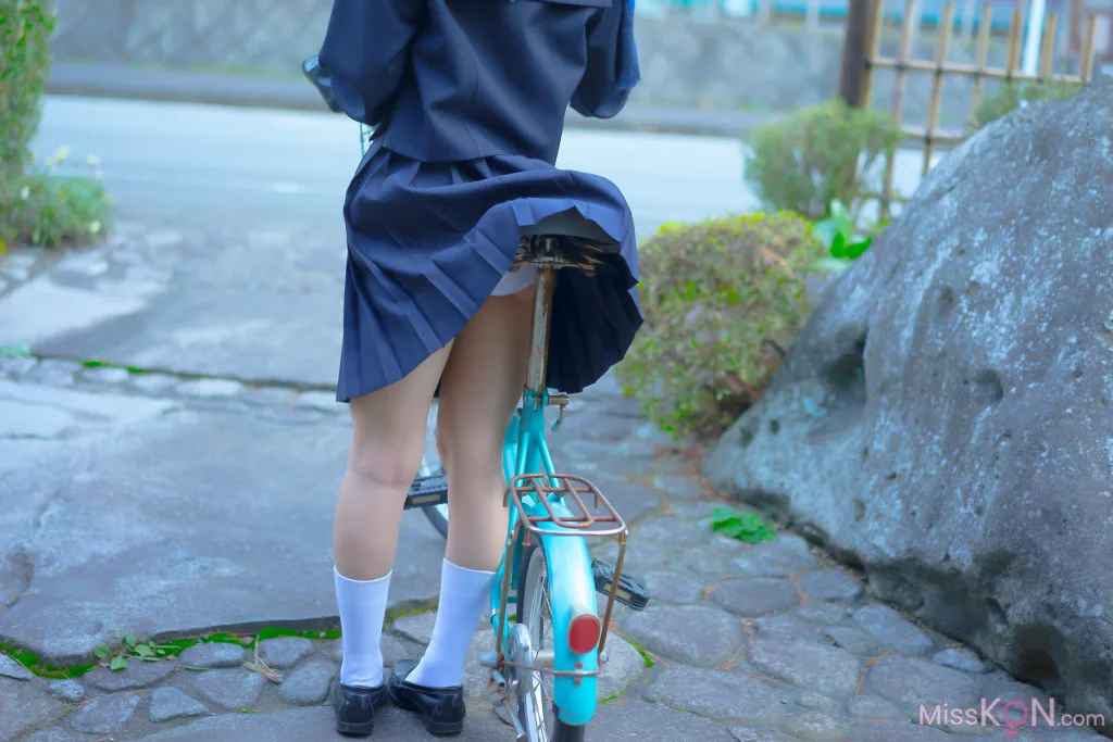 [JP] Megumi Aisaka (逢坂愛): Megu Ism メグ伊豆ム (586 photos)