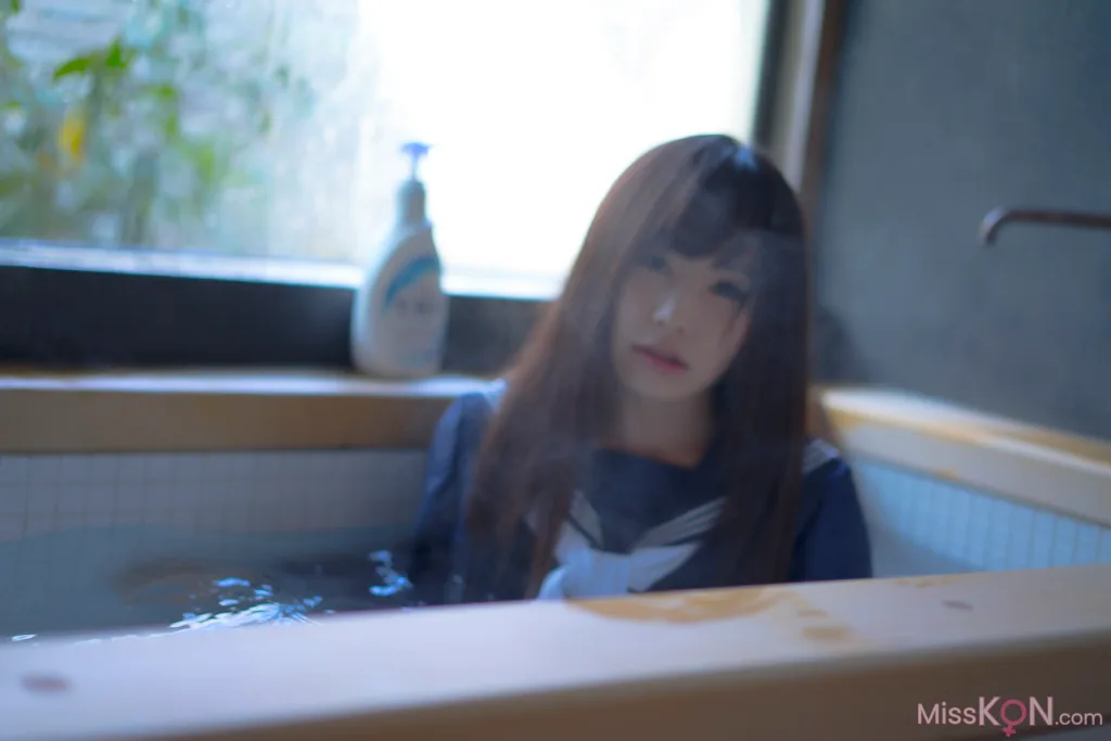 [JP] Megumi Aisaka (逢坂愛): Megu Ism メグ伊豆ム (586 photos)