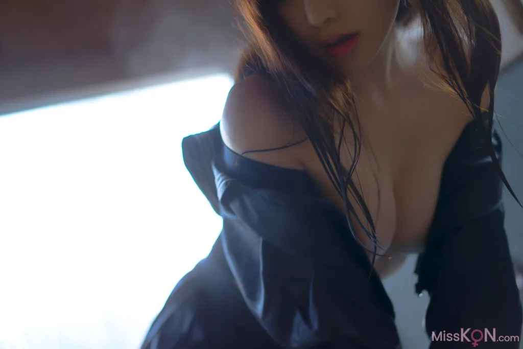 [JP] Megumi Aisaka (逢坂愛): Megu Ism メグ伊豆ム (586 photos)