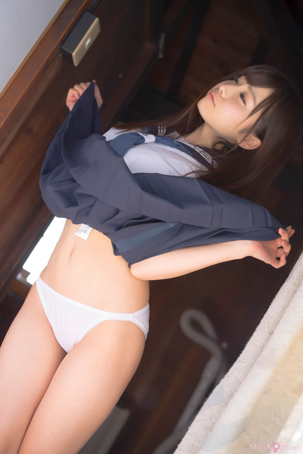 [JP] Megumi Aisaka (逢坂愛): Megu Ism メグ伊豆ム (586 photos)