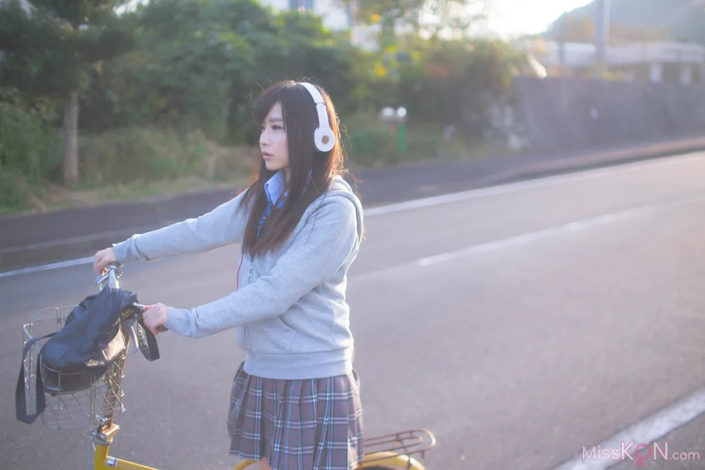 [JP] Megumi Aisaka (逢坂愛): Megu Ism メグ伊豆ム (586 photos)