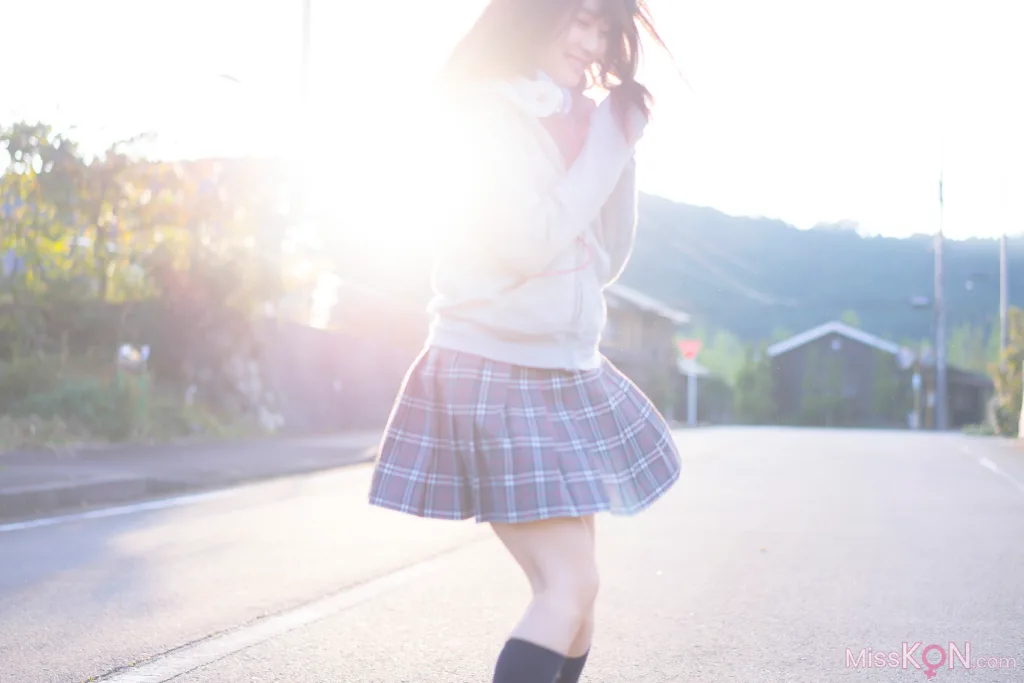 [JP] Megumi Aisaka (逢坂愛): Megu Ism メグ伊豆ム (586 photos)