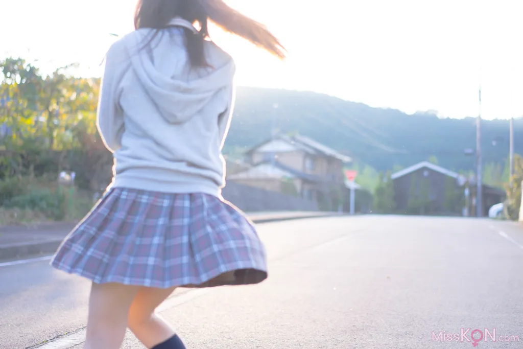 [JP] Megumi Aisaka (逢坂愛): Megu Ism メグ伊豆ム (586 photos)