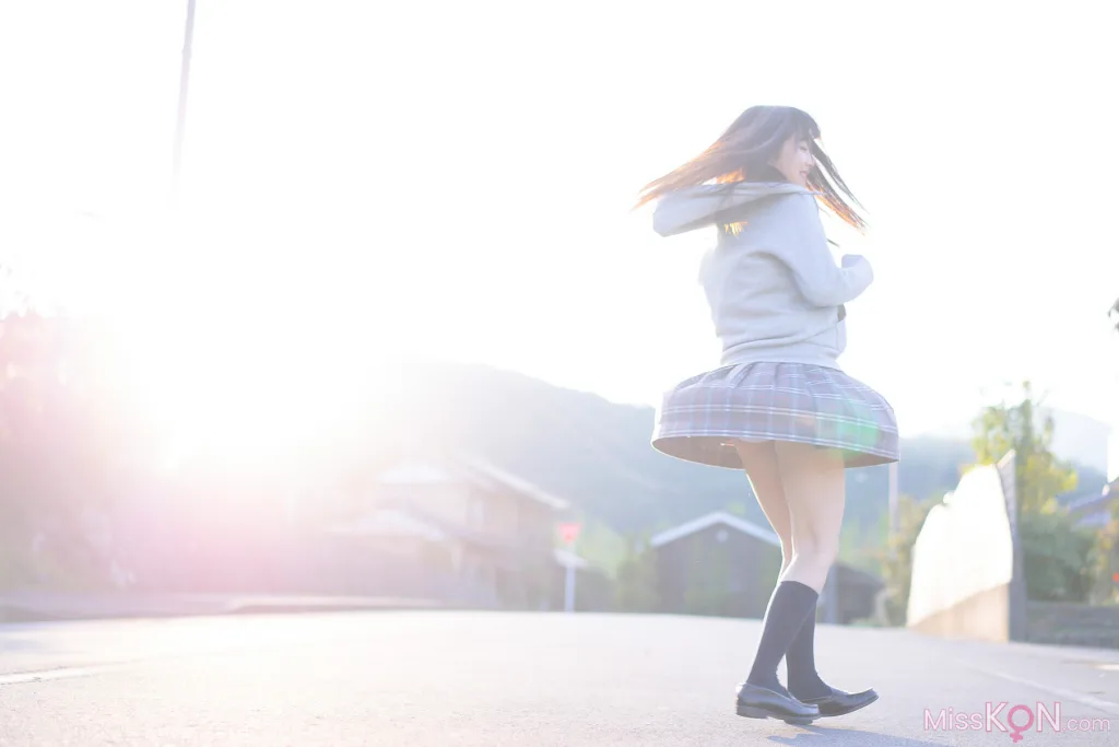 [JP] Megumi Aisaka (逢坂愛): Megu Ism メグ伊豆ム (586 photos)