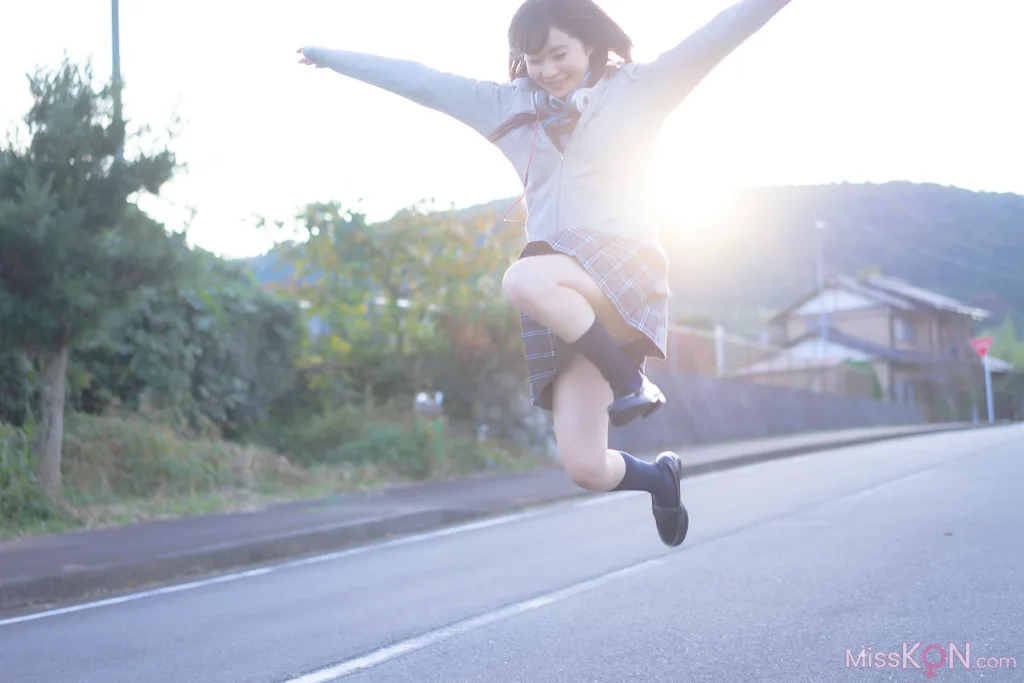 [JP] Megumi Aisaka (逢坂愛): Megu Ism メグ伊豆ム (586 photos)