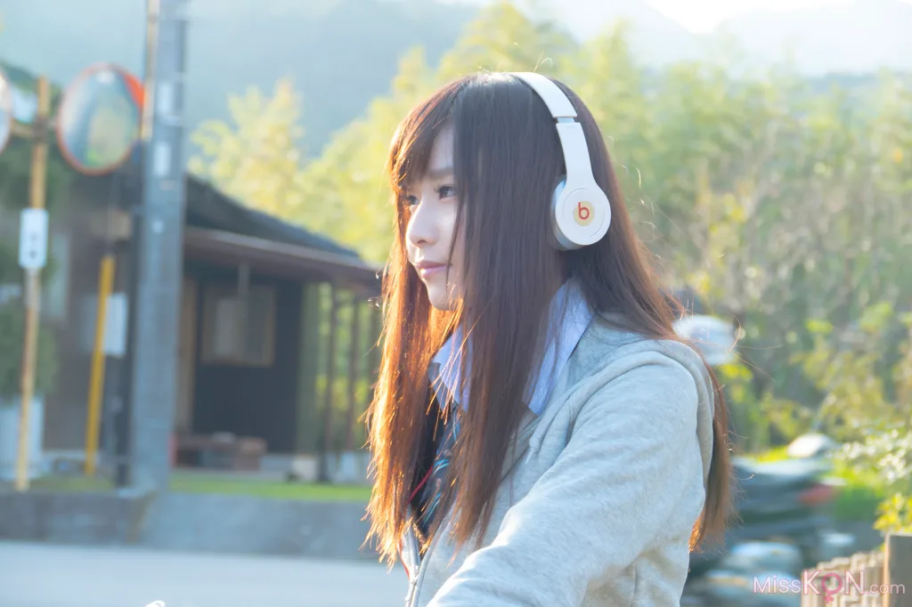 [JP] Megumi Aisaka (逢坂愛): Megu Ism メグ伊豆ム (586 photos)