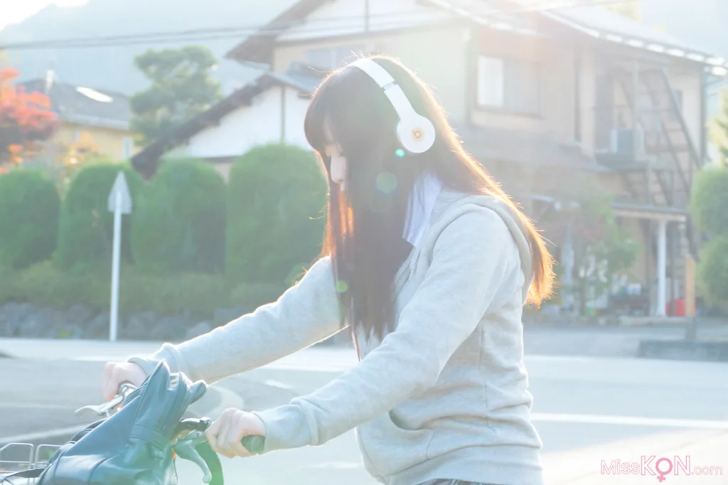 [JP] Megumi Aisaka (逢坂愛): Megu Ism メグ伊豆ム (586 photos)