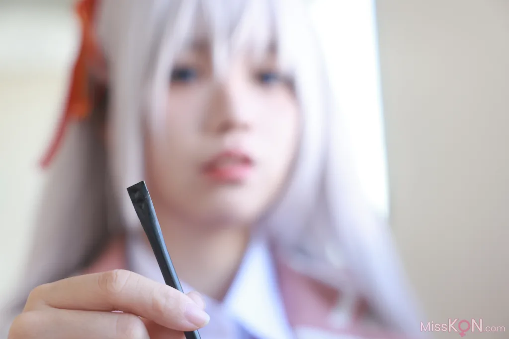 Coser@G44不会受伤: 艾莉同学 (30 photos)