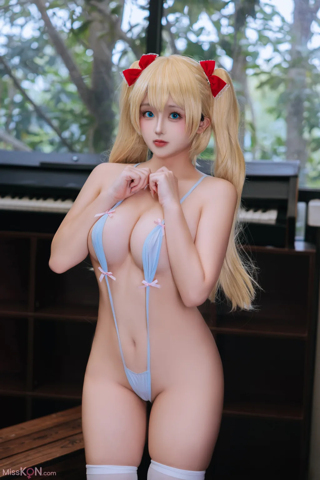 Coser@日奈娇: 秋月爱莉 (220 photos )
