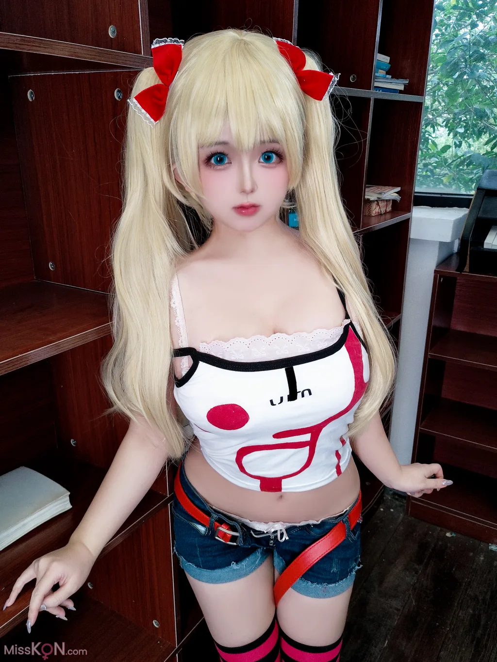Coser@日奈娇: 秋月爱莉 (220 photos )