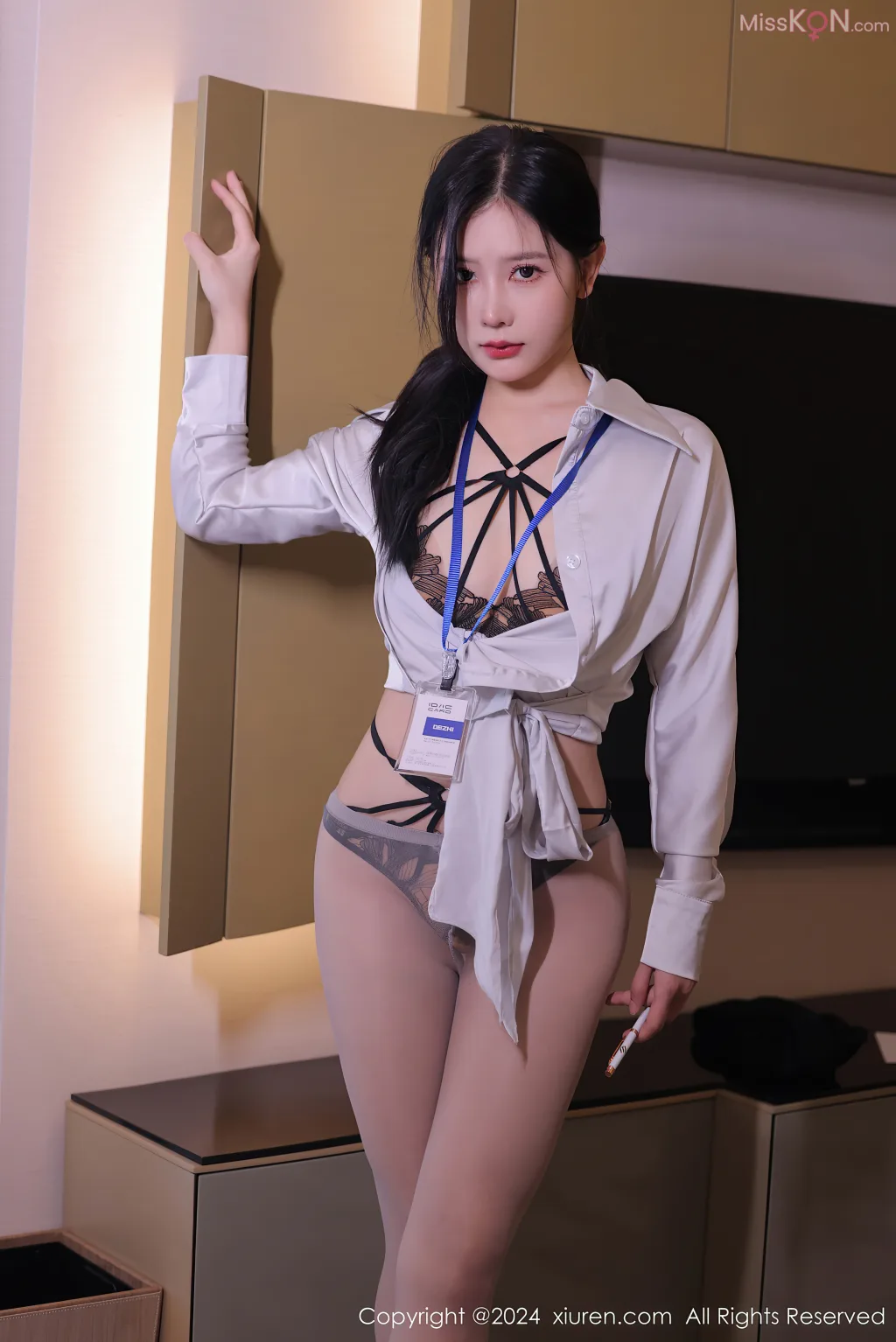 XIUREN No.7926 – 7935 (797 photos)