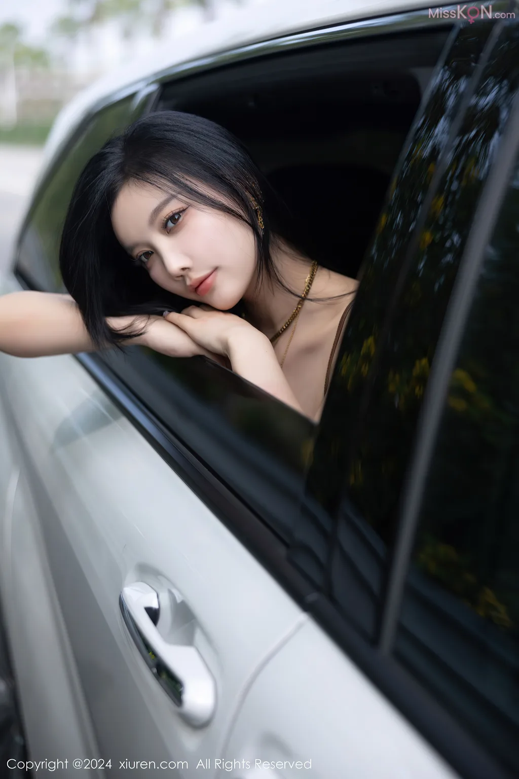 XIUREN No.7926 – 7935 (797 photos)