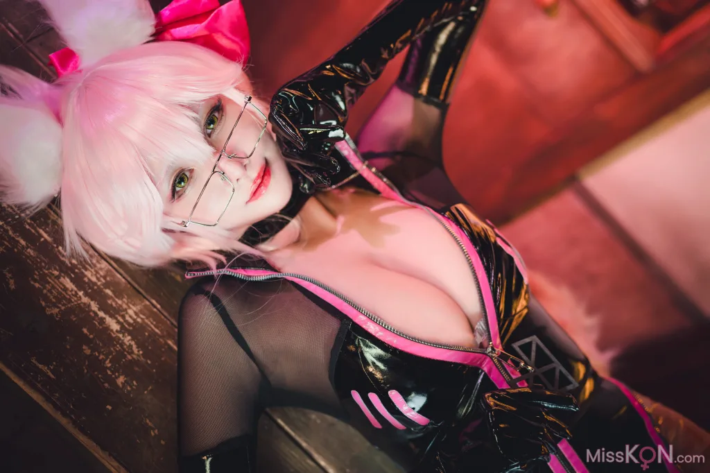 Coser@零崎沙耶: 光 (177 photos)