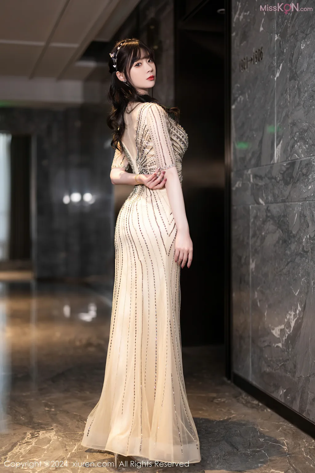 XIUREN No.8006 – 8015 (732 photos)